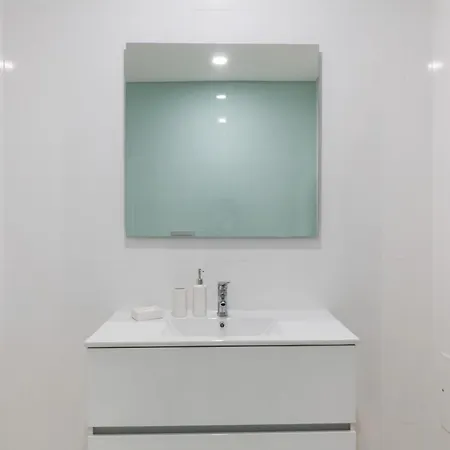 Sao Martinho Near * ساو مارتينهو دو بورتو