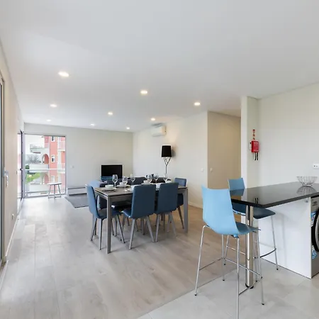 Apartment Beautiful In S O Martinho Do Porto With Balcony